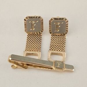 VTG 50s MCM Swank Gold Tone Wrap Around Mesh Cufflink Tie Clip Set Monogram F